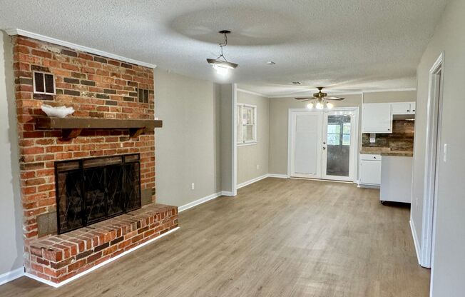 Tucked Away in a Peaceful Cul-de-Sac – 4-Bedroom Beauty!