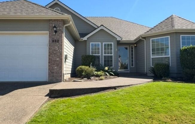 Three Bedroom, Two Bath in the Vineyards Neighborhood