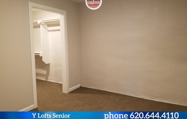 2 beds, 1 bath, 1,119 sqft, $985, Unit 018