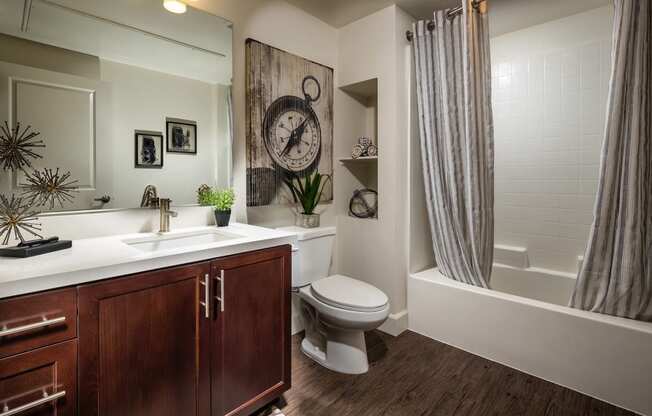 Corona, CA Metro at Main Apartments logo