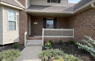 4 beds, 2 baths, $1,595, Unit UNIT 303