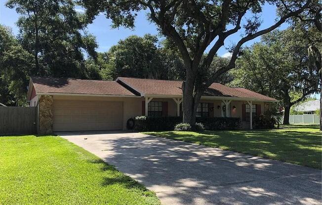 8624 DEE CIR