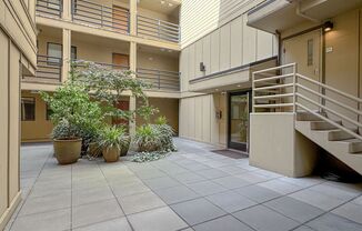 2 beds, 1 bath, $2,550, Unit Apt 109