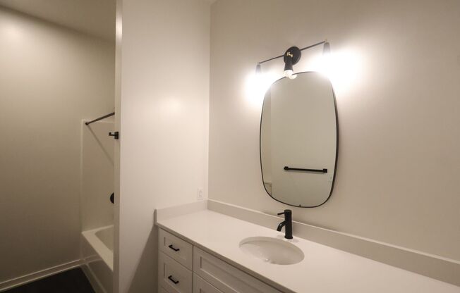 2 beds, 2 baths, 1,297 sqft, $3,600, Unit 908