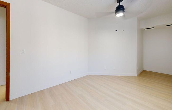 3 beds, 2 baths, 1,302 sqft, $1,250, Unit 205-201G