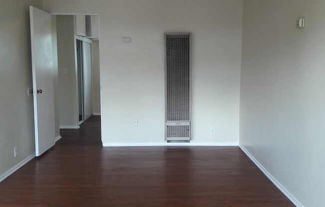 1 bed, 1 bath, 550 sqft, $1,700, Unit 1079-7