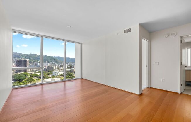 Available NOW - Highly Desired 1 BED 1 BATH in Kaakaako