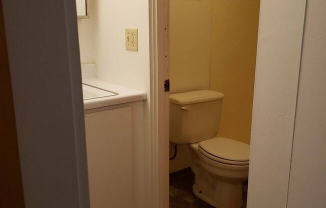 1 bed, 1 bath, 420 sqft, $585, Unit 82732