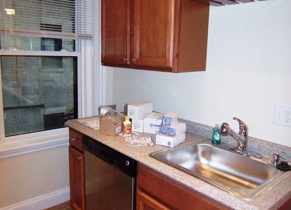 1 bed, 1 bath, 650 sqft, $2,895, Unit 26
