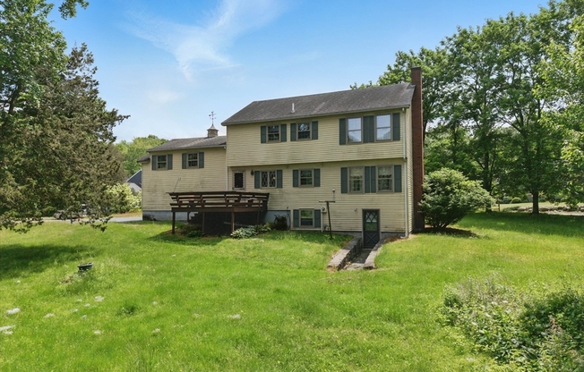 2 FAIRVIEW DR