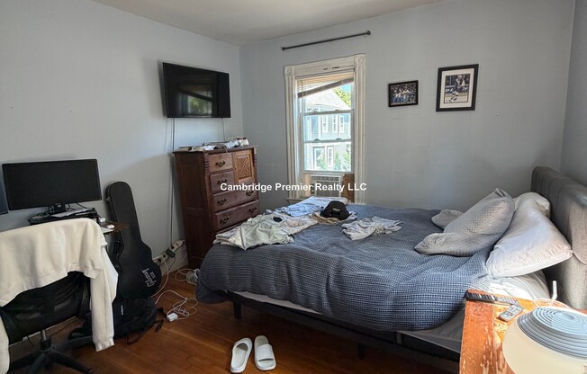35 ROGERS AVE