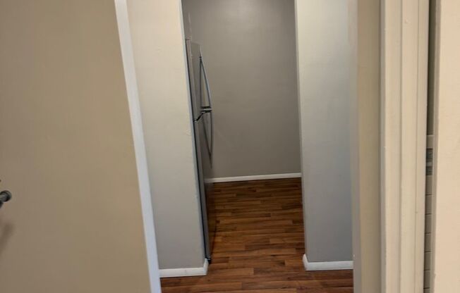 Studio, 1 bath, 470 sqft, $1,095, Unit 208 (R)