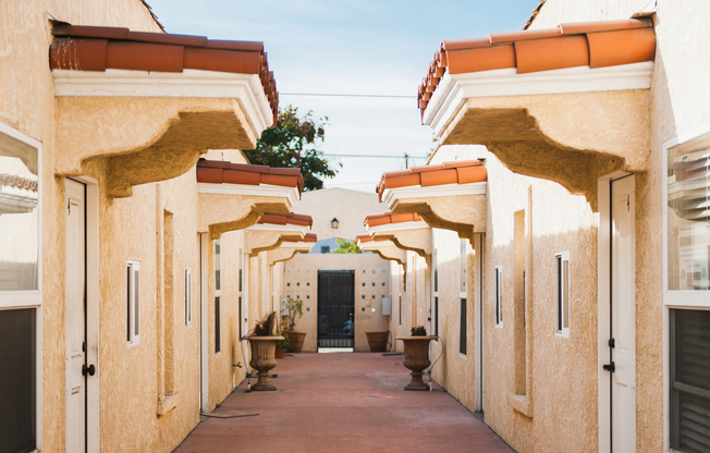 Studio, 1 bath, 497 sqft, $1,495, Unit 932 - 3