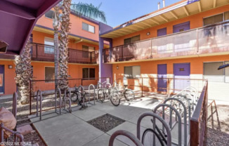 3 beds, 2 baths, $2,100, Unit 55 Cherry-206
