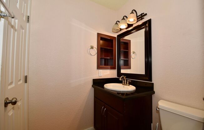 2 beds, 2 baths, $1,595, Unit # 201