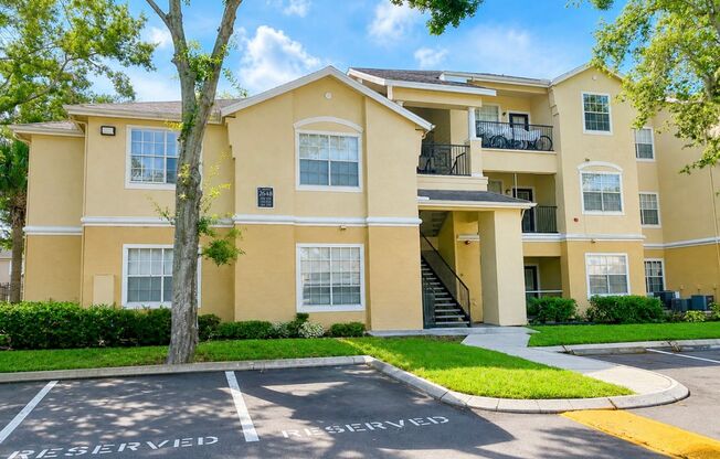 2 Bedroom 1 Bathroom Condo For Rent at 2468 Robert Trent Jones Drive Unit #212 Orlando, FL. 32835