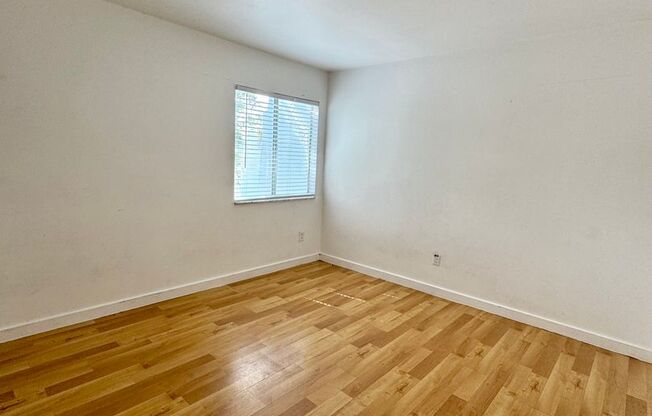 4 beds, 2 baths, 1,407 sqft, $2,575, Unit 088