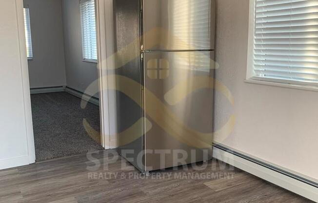 2 beds, 1 bath, 812 sqft, $1,350