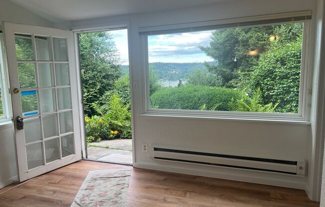 Sand Point Apartment