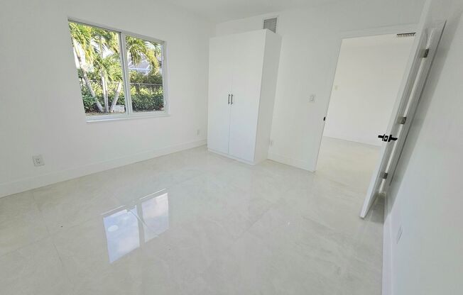 7304 WESTWOOD DR TAMARAC, FL 33321