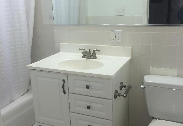 Studio, 1 bath, $2,400, Unit 33