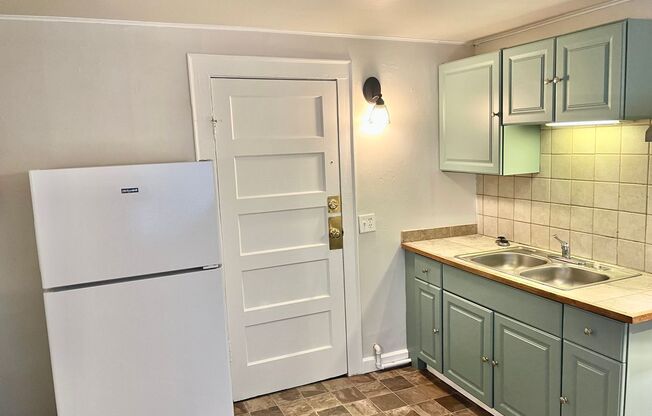 1120 State Avenue Northeast