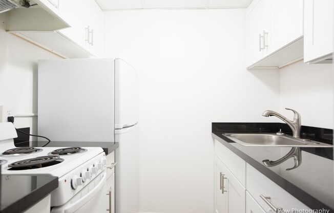 1 bed, 1 bath, 351 sqft, $1,295, Unit 305
