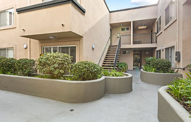 Gardened courtyard at Magnolia Terrace.