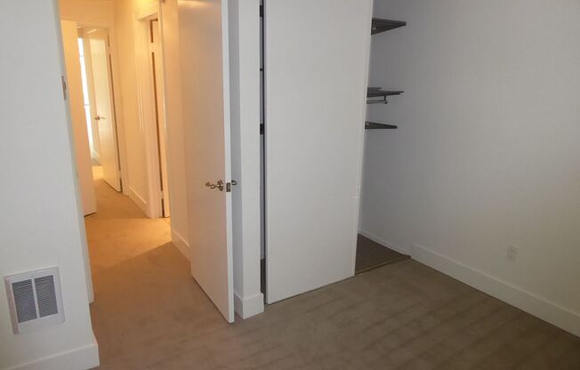 2 beds, 2 baths, $3,100