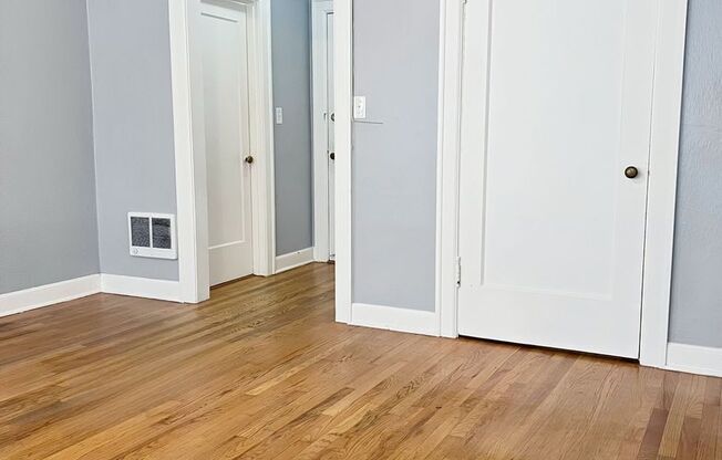 Studio, 1 bath, 467 sqft, $1,025, Unit 307