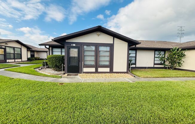Charming 2BR/2BA Villa for rent in the 55+ community of Orange Blossom Ranch in Zephyrhills, FL