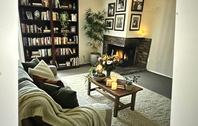 2 beds, 1 bath, 897 sqft, $1,400, Unit 1729-05