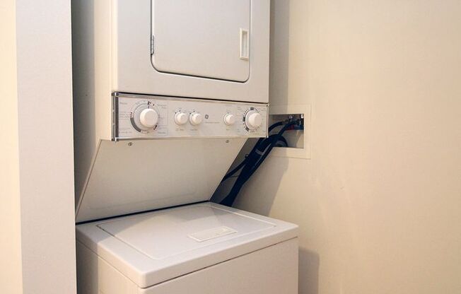 1 bed, 1 bath, $1,650, Unit # 808