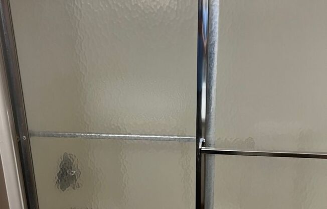 1 bed, 1 bath, 772 sqft, $1,039, Unit 1-106