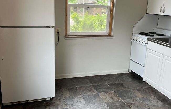 4215 Glenwood
