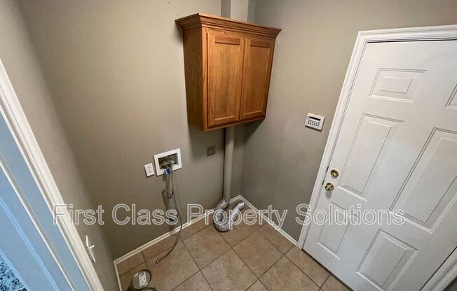 400 N WILLOWOOD DR