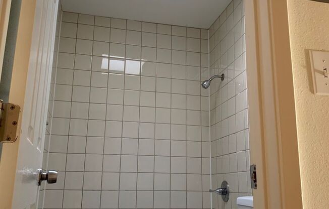 Hollywood Villa Apts.