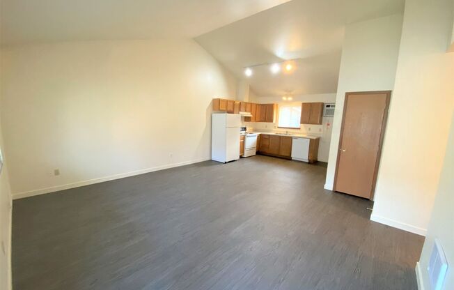 1013 E 19th Ave.
