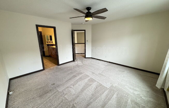 4 beds, 2.5 baths, 1,955 sqft, $2,795