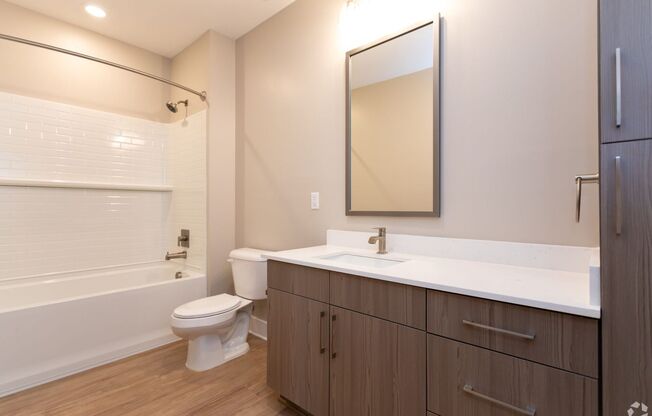 1 bed, 1 bath, 773 sqft, $1,330, Unit 1-309