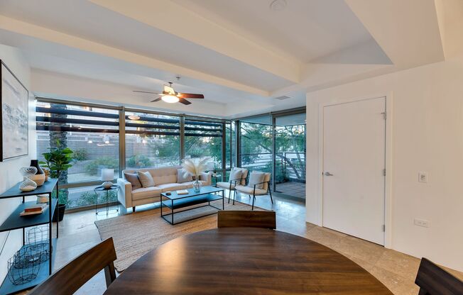 Modern Elegance and Style Colony Camelview 2 Bed Condo at the Optima!