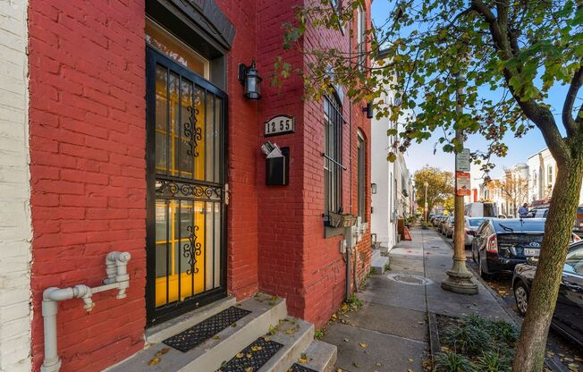 2 Bedroom 1 Bathroom Townhouse // H-Street Corridor // Private Parking Included!