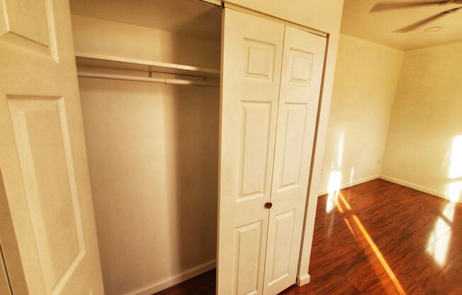 1 bed, 1 bath, 550 sqft, $1,150, Unit Unit 4
