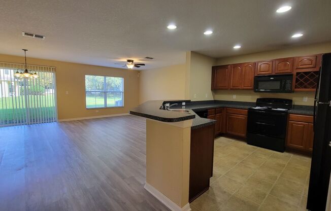 2 beds, 2.5 baths, $1,800