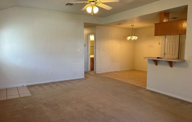 2 beds, 2 baths, $1,050