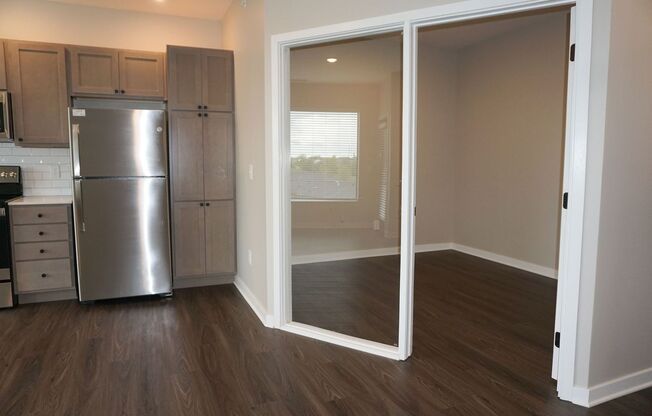 1 bed, 1 bath, 954 sqft, $1,549, Unit 309
