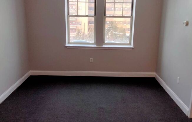 1 bed, 1 bath, 549 sqft, $1,325, Unit 416