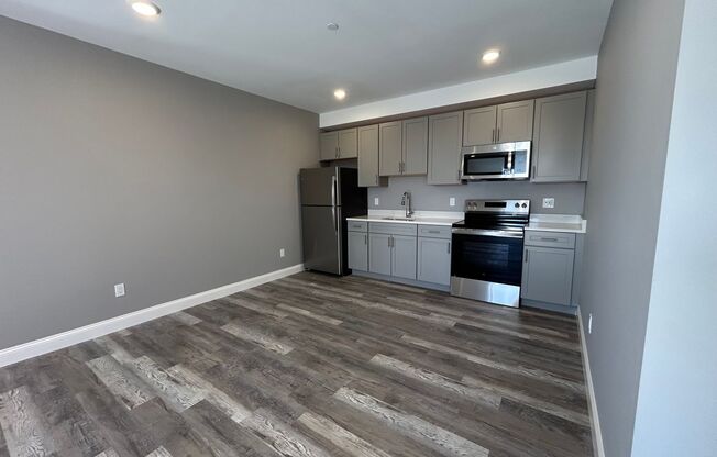 2 beds, 1 bath, 655 sqft, $3,000, Unit 507