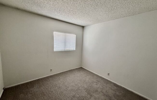 2 beds, 1.5 baths, $1,200, Unit # 146