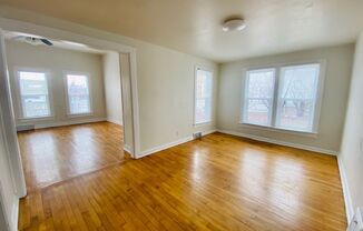 Spacious 2 Bedroom Single Family Home Available Mid November